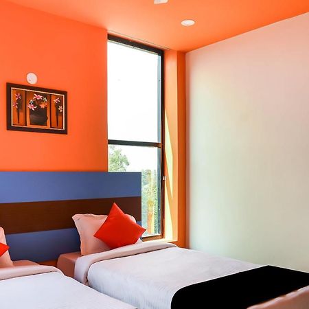 Capital O 67249 Hotel Planet Bhubaneswar Exterior foto