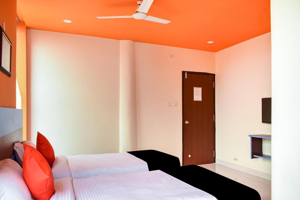 Capital O 67249 Hotel Planet Bhubaneswar Exterior foto