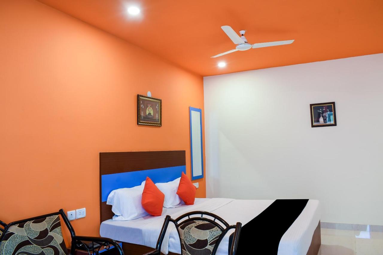 Capital O 67249 Hotel Planet Bhubaneswar Exterior foto